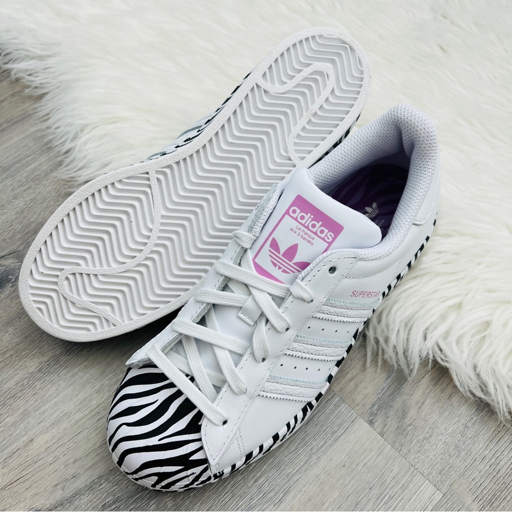 NWT Adidas Superstar Women’s Shoes - Picture 3 of 11
